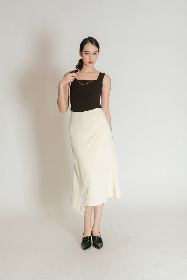 Dianisse Ruched Layered Mermaid Midi Skirt