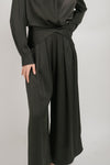 Ellirea Pleated Wide Pants