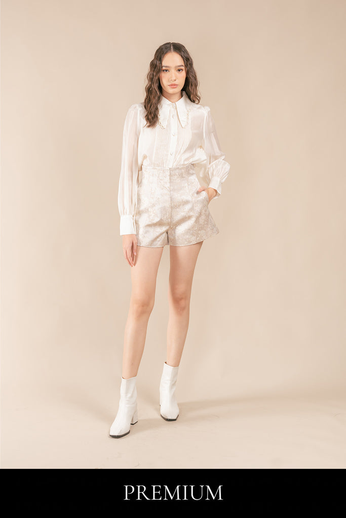 Novetti Pearl Dog Ear Collar Blouse and Shorts Set